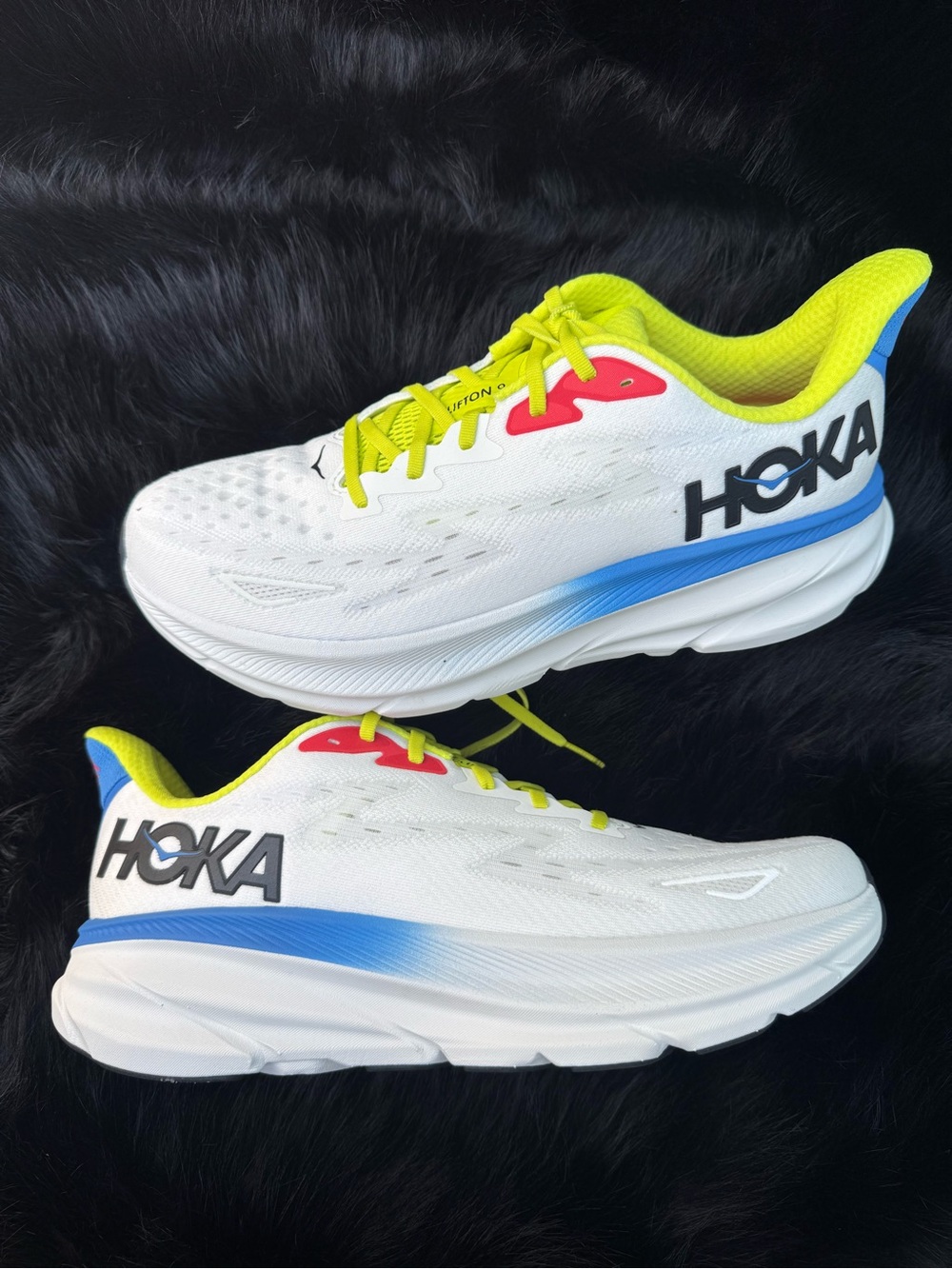 HOKA Clifton 9 Running Shoe